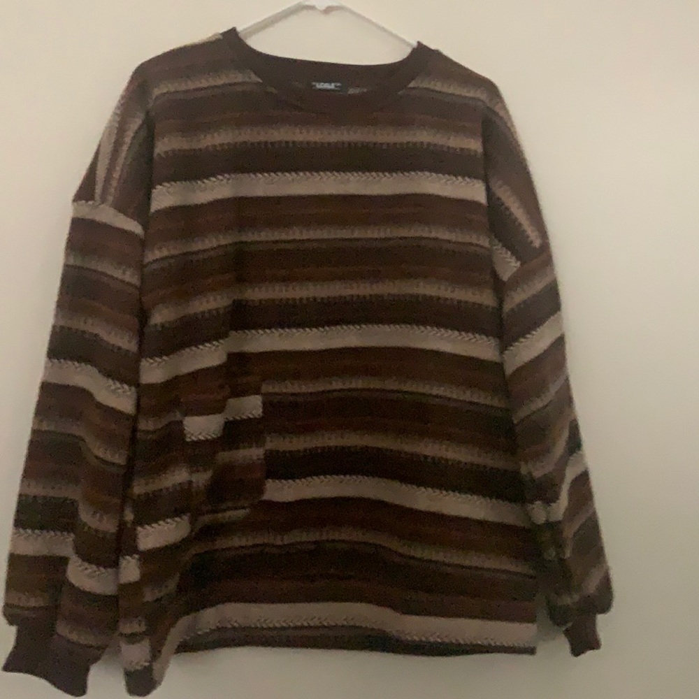 BROWN SWEATER (never worn)